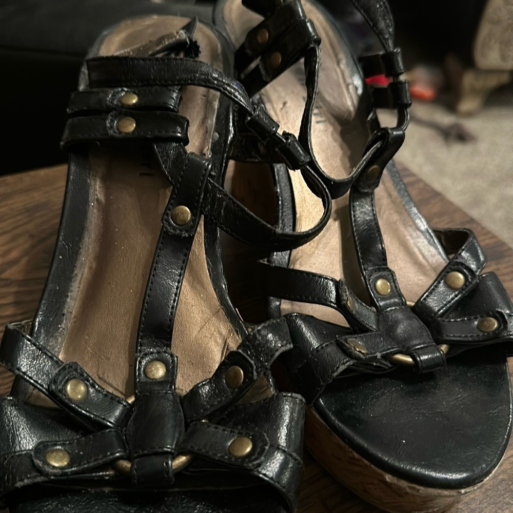 Black leather sandals